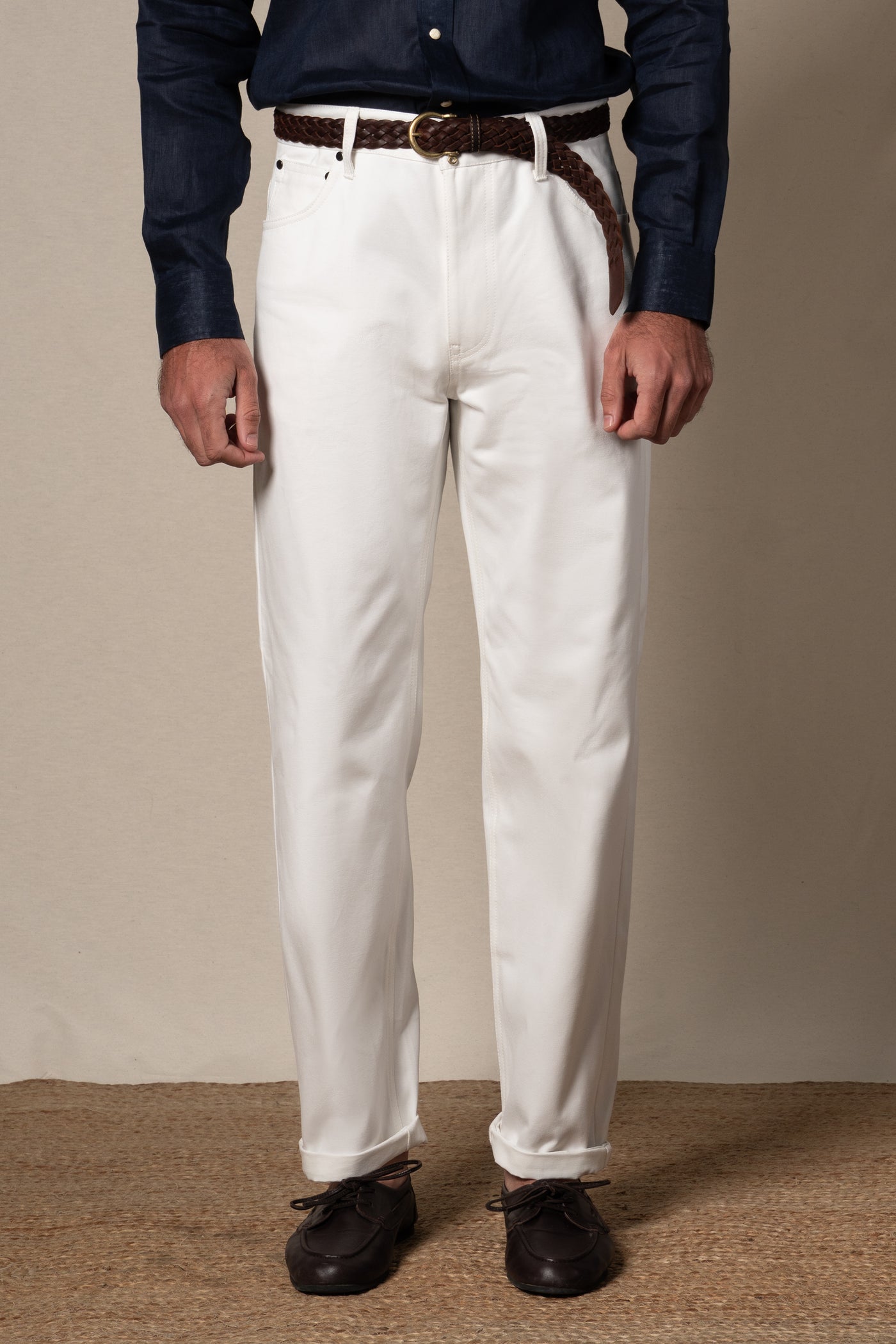 White Jeans — sastreria a medida BUND, lookbook Costa Vice Spring Summer 26