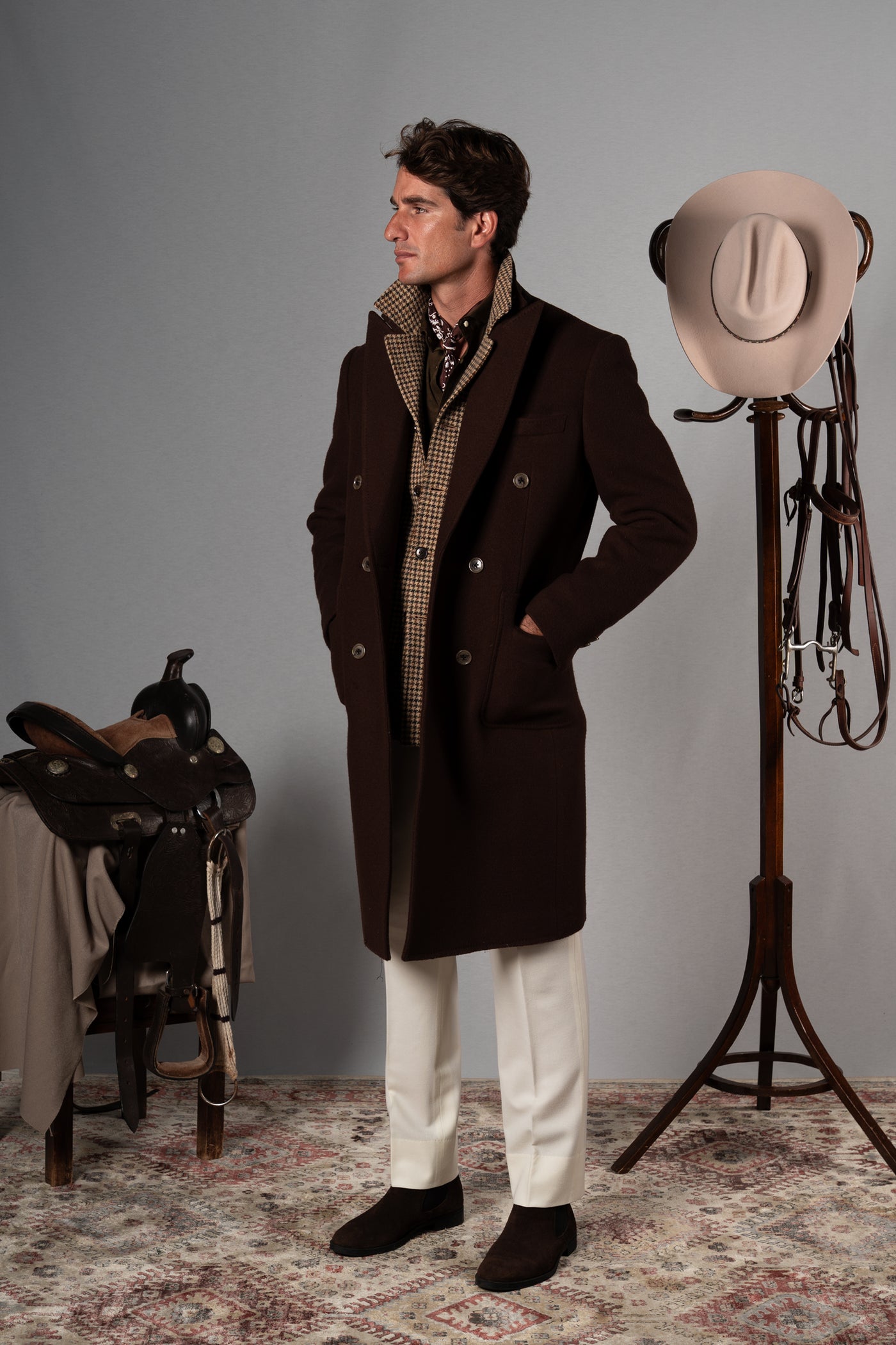 Chocolate Brown Double Breasted Coat - Abrigo a medida BUND