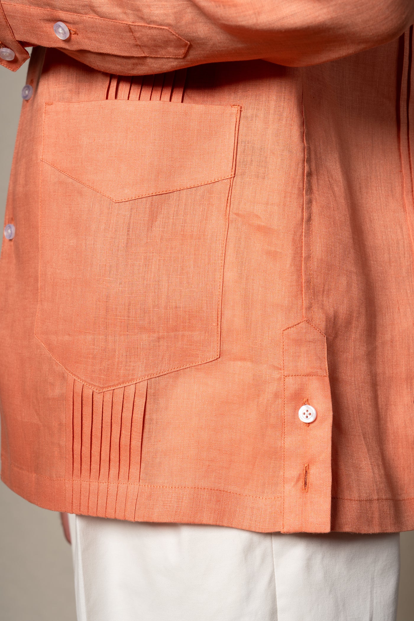 Orange Plain Linen Guayabera Shirt — vista alternativa 3, BUND Costa Vice Spring Summer 26