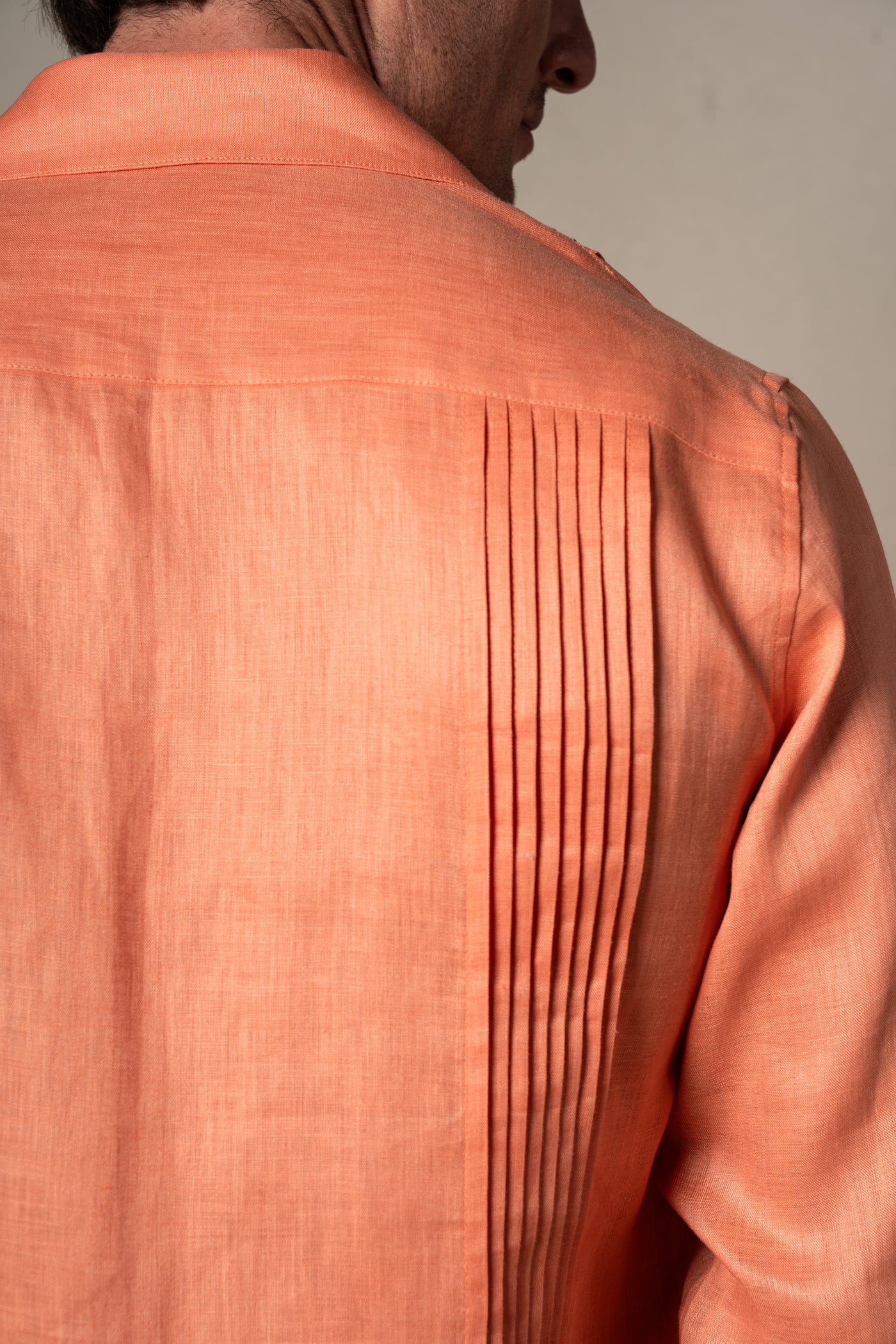 Orange Plain Linen Guayabera Shirt — vista alternativa 6, BUND Costa Vice Spring Summer 26