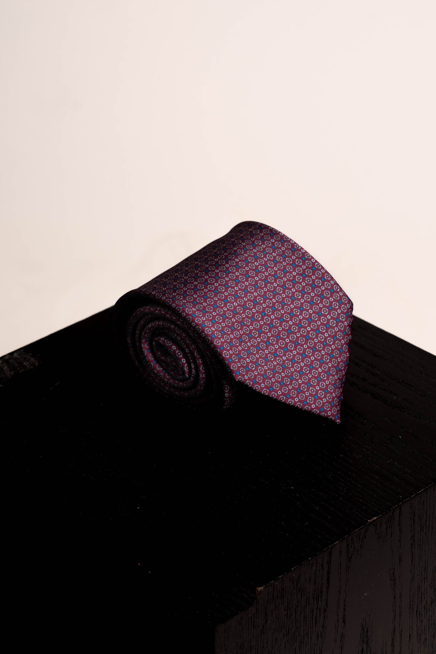 Corbata Microflowers Burgundy de seda - BUND