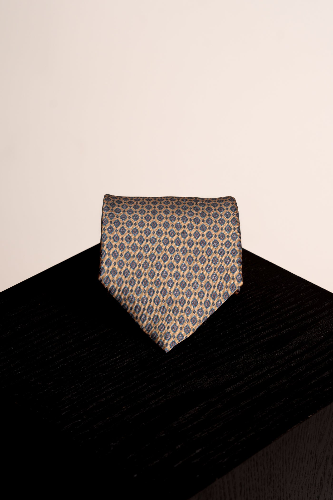 Corbata Old Diamond Ochre de seda - BUND