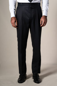 Dark Blue Pinstripe Double Breasted Suit - Traje a medida BUND