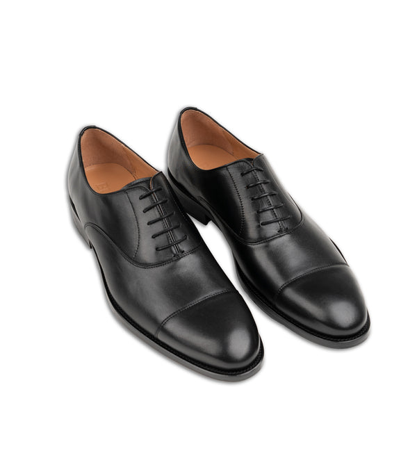 Oxford in Black