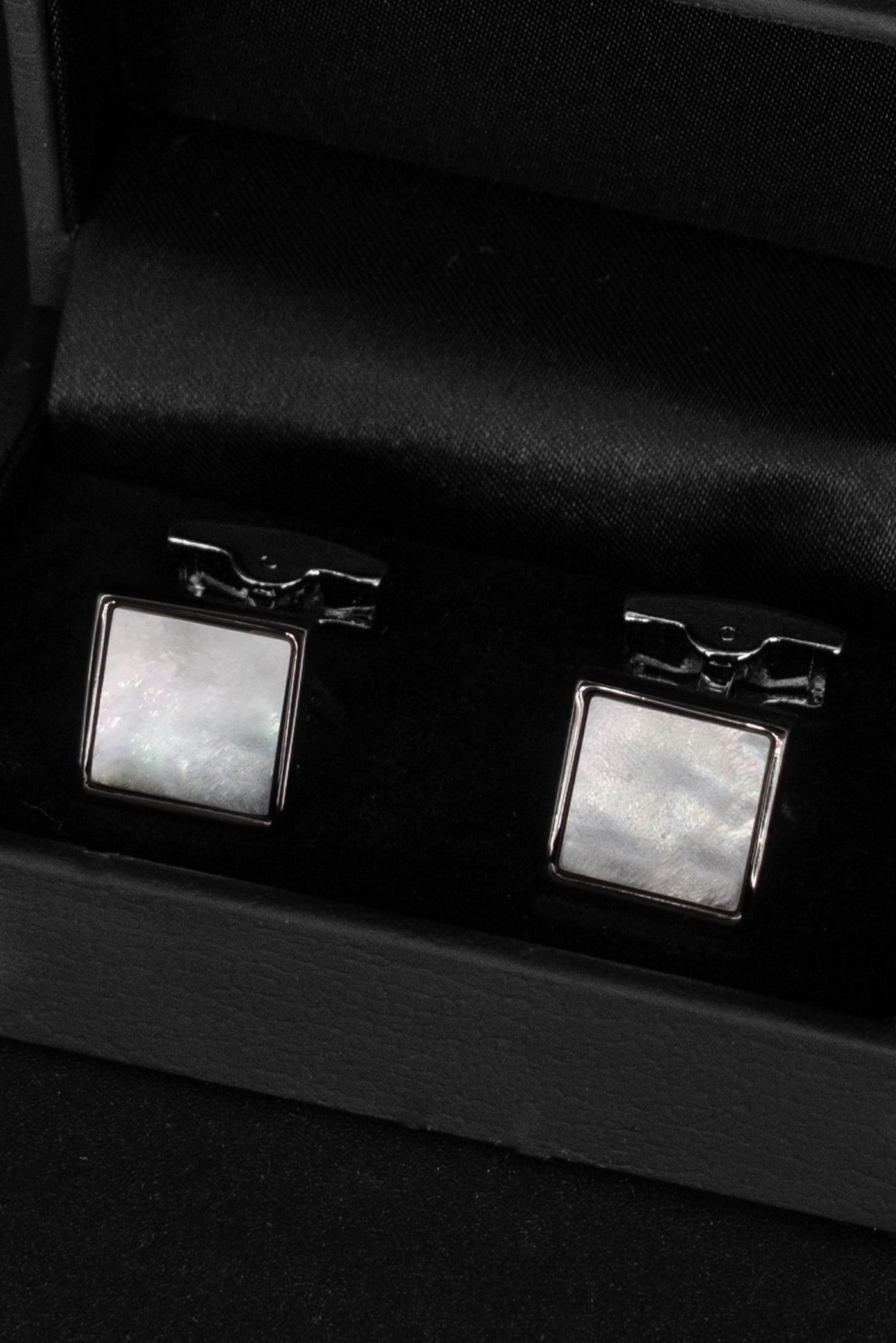 Gemelos Cuadrados Madre Perla - BUND