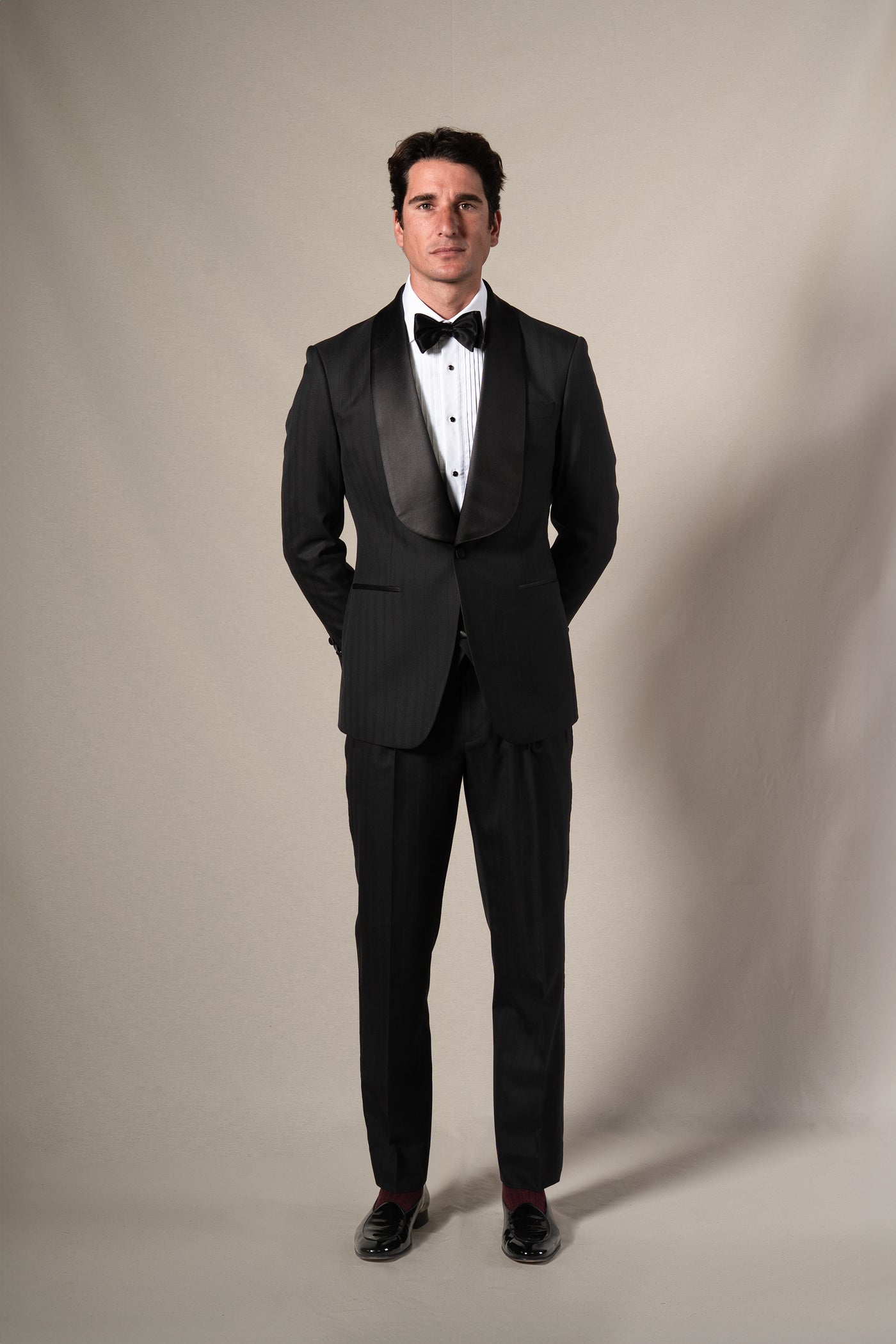 Black Herringbone 3 Pieces Tuxedo - Esmoquin a medida BUND