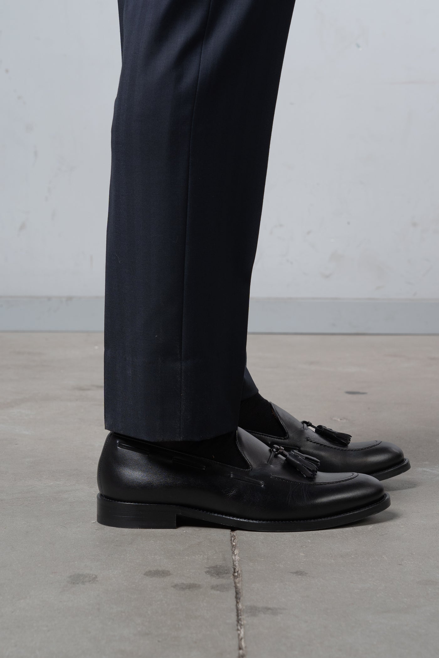 Herringbone Dark Navy Suit - Traje a medida BUND