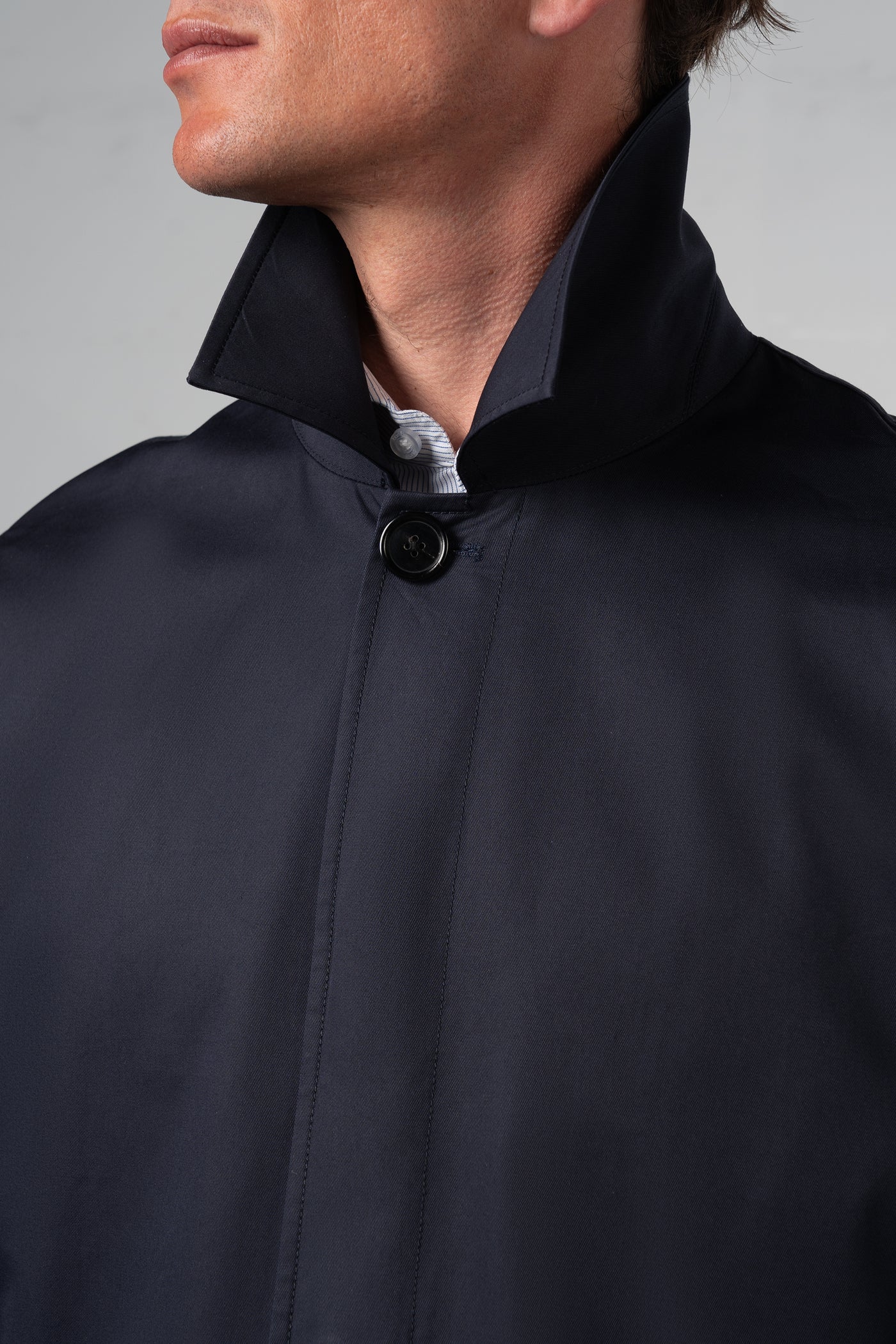 Plain Navy Rain Coat - Abrigo a medida BUND