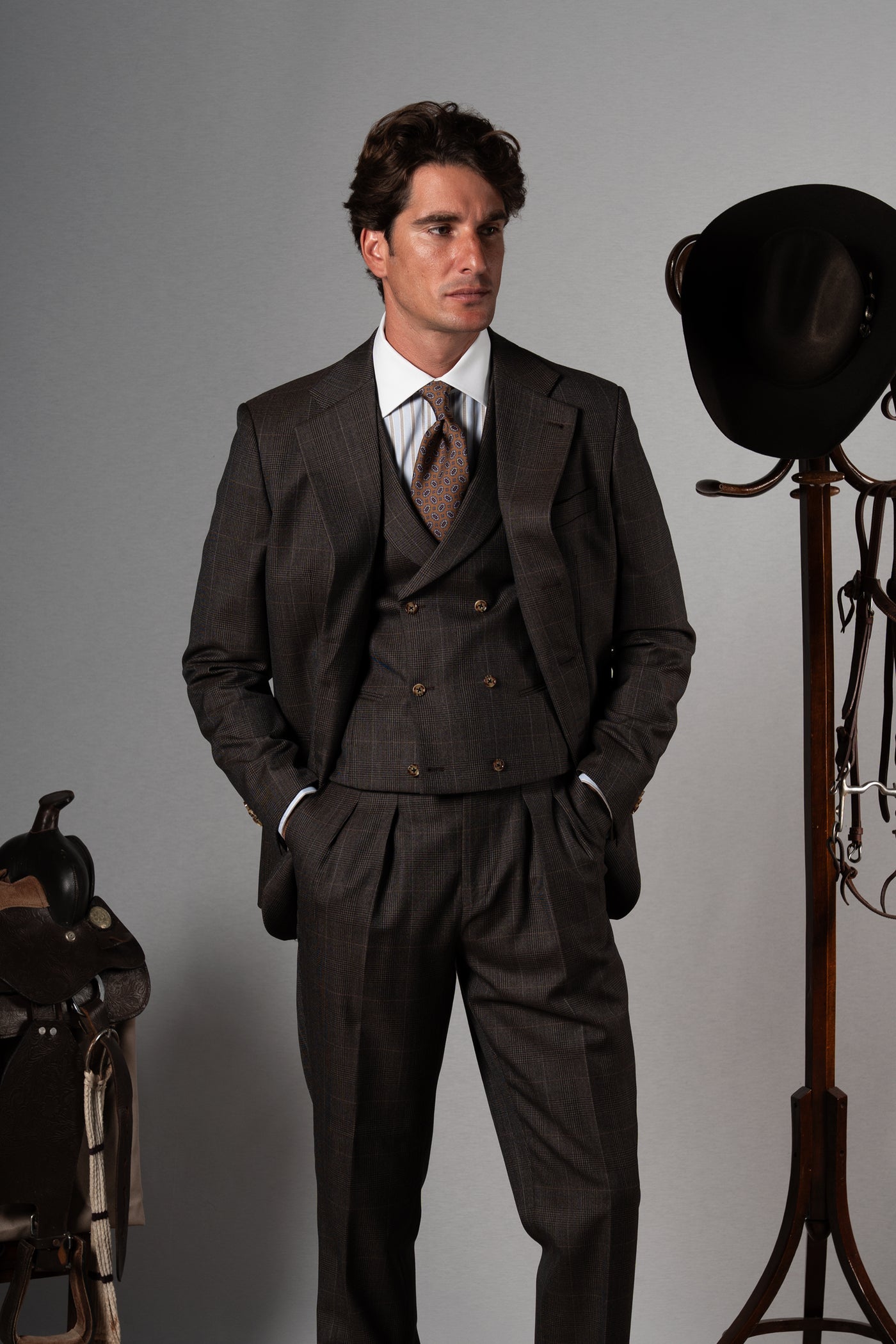 Wales Chocolate Brown Wool 3 Pieces Suit - Traje a medida BUND