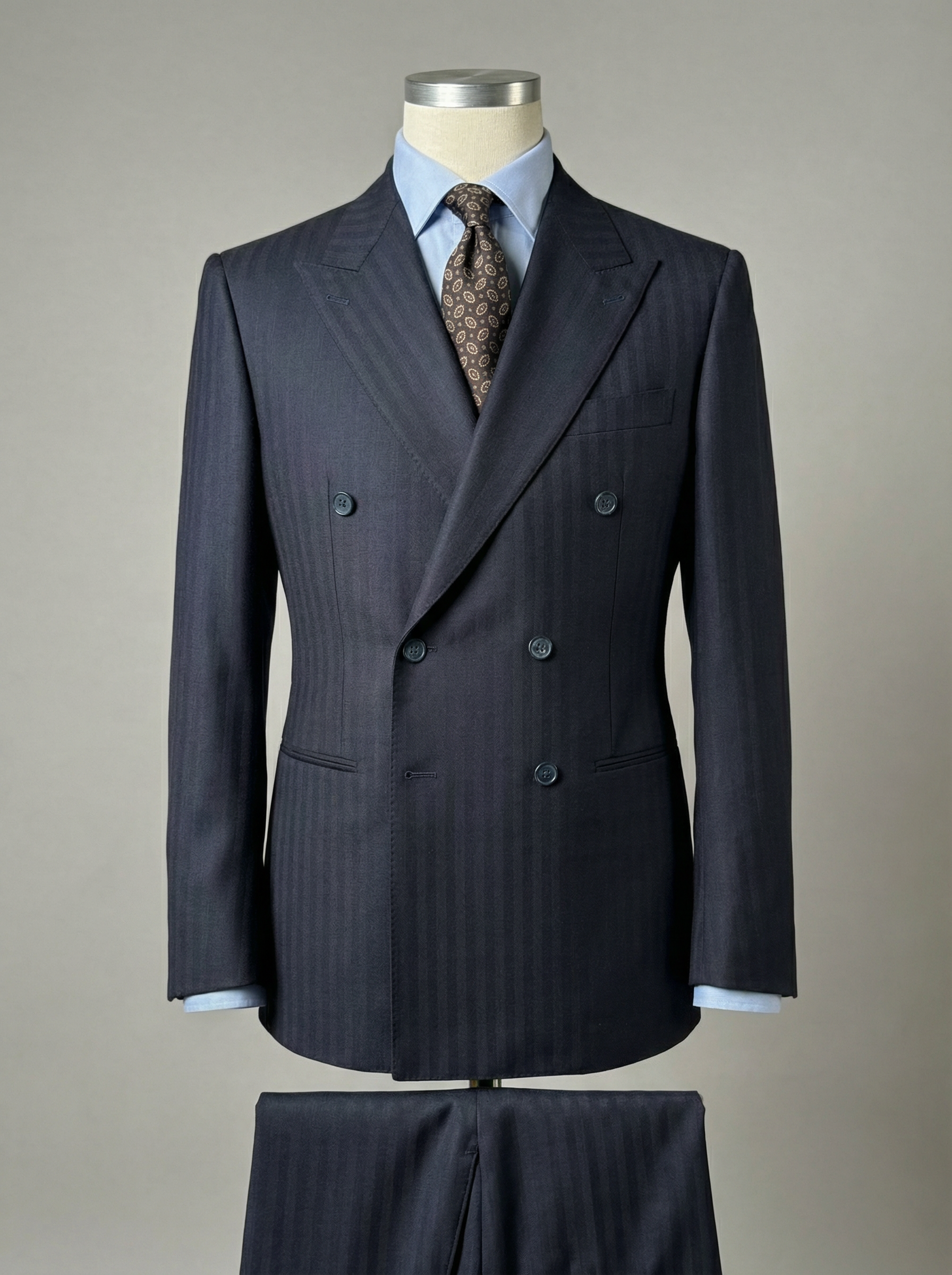 Traje Cruzado Alto 6 Botones