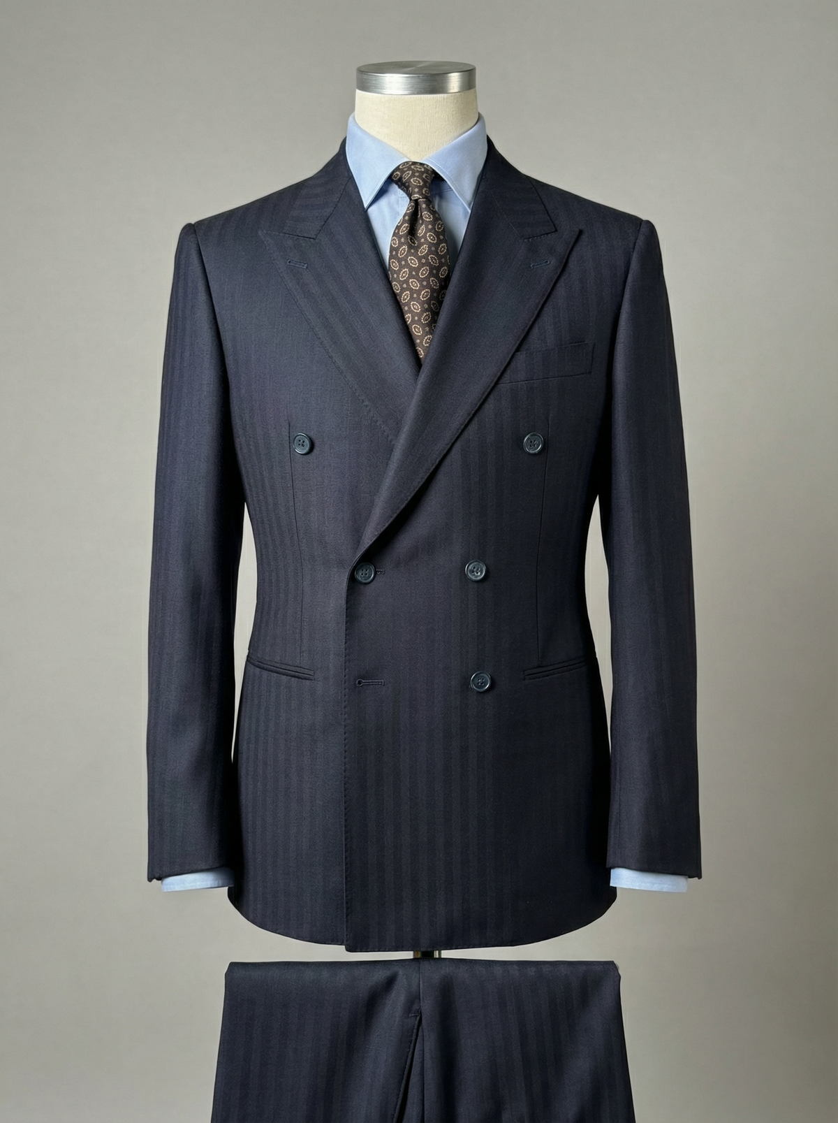 Traje Cruzado Alto 6 Botones